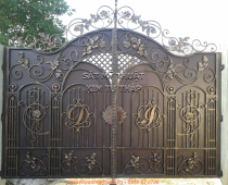 Những mẫu cửa cổng sắt mỹ thuật được ưa chuộng nhất cho biệt thự và nhà phố hiện đại