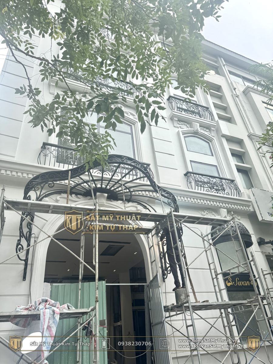 Lắp đặt hoàn thiện mái Vòm tại Phú Mỹ Hưng Quận 7