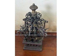 Đèn trụ cổng sắt mỹ nghệ DS003 