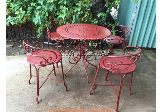 Bộ bàn ghế sắt uốn mỹ thuật ngoài trời cho sân vườn BG017