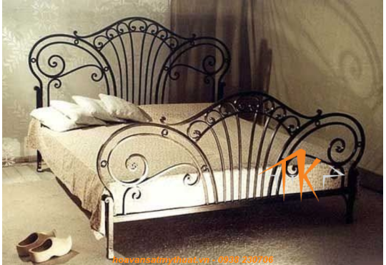 Giường sắt uốn mỹ thuật GS002