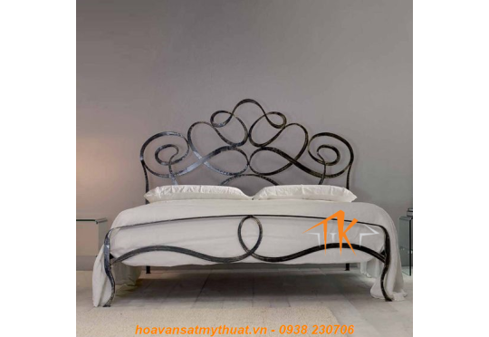 Giường sắt uốn mỹ thuật GS005