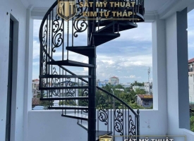 Cầu Thang Xoắn Ốc Sân Thượng – Thi Công Sắt Bền, Giá Tốt
