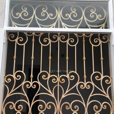 Các mẫu khung bảo vệ cửa sổ đẹp bằng sắt mỹ thuật sắt nghệ thuật 