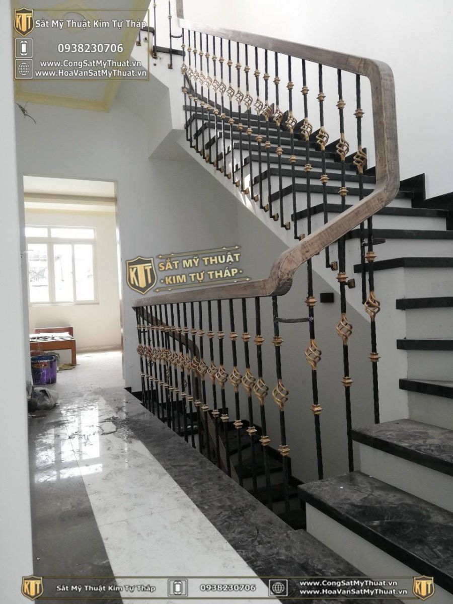 Mẫu lan can cầu thang hiện đại cho nhà phố