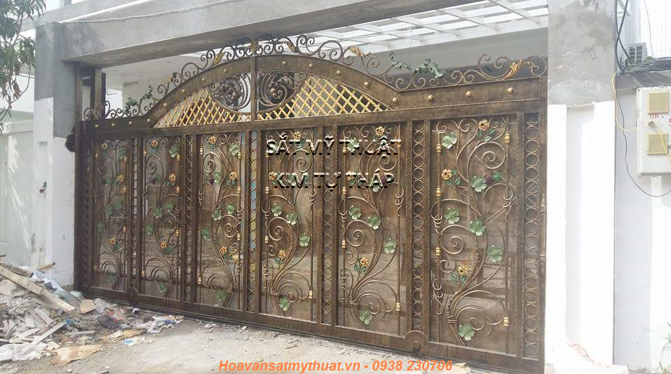 Cửa cổng sắt mỹ thuật 25 