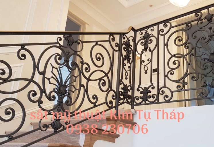 Cầu thang sắt đặc uốn mỹ thuật CT0222