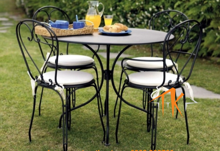 BÀN GHẾ SẮT NGOÀI TRỜI BG003