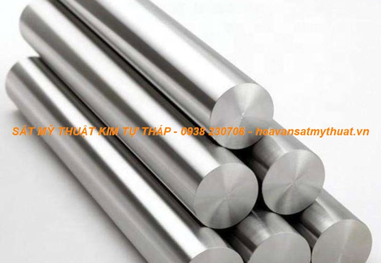 Sắt phi tròn 10mm dẻo trơn sử dụng để uốn hoa văn sắt mỹ thuật